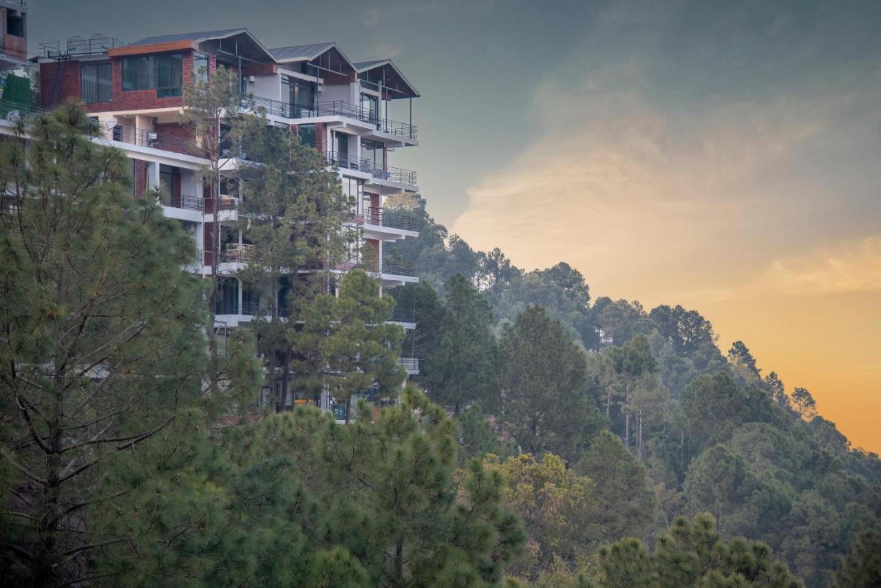 Bed and Breakfast Hillcrest Heights Касаули Экстерьер фото