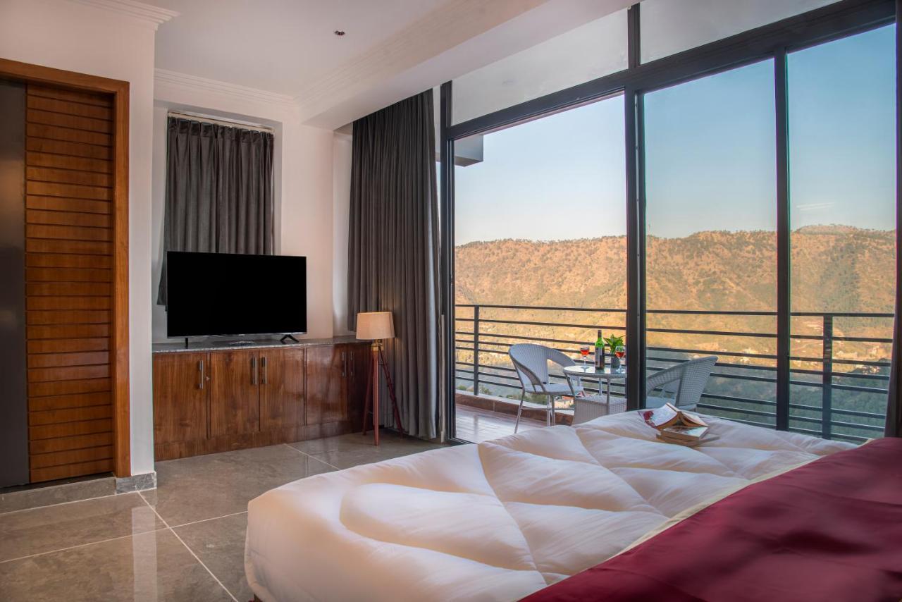 Bed and Breakfast Hillcrest Heights Касаули Экстерьер фото