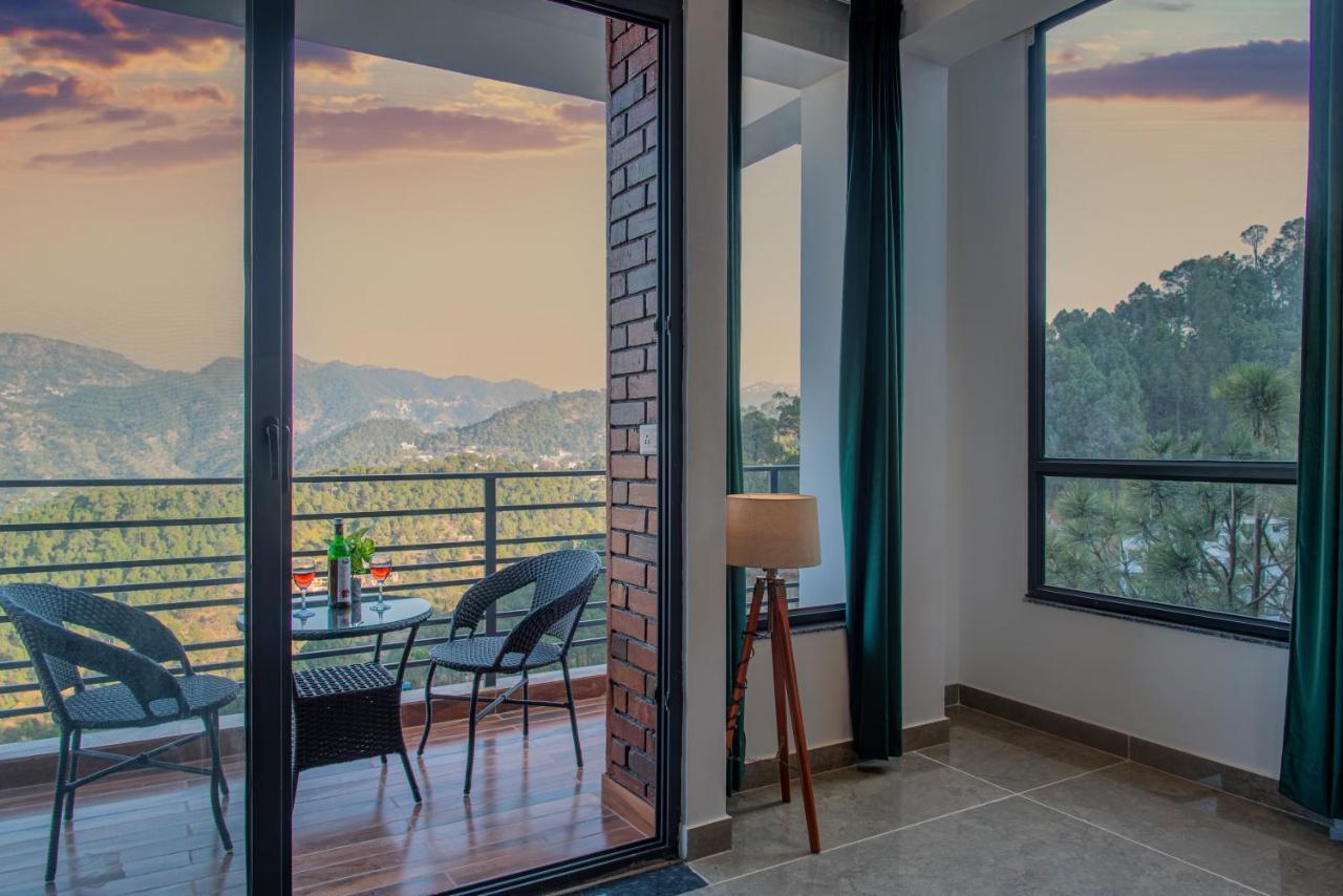 Bed and Breakfast Hillcrest Heights Касаули Экстерьер фото